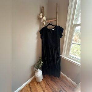 Chic Soul Black Tiered Midi Dress